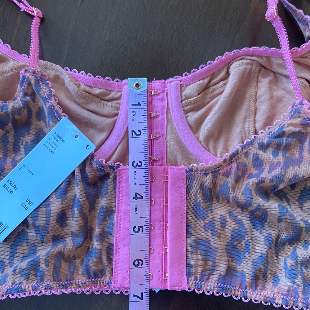 Urban Outfitters Pink and Brown Leopard Bralette. Size L - Picture 7 of 8